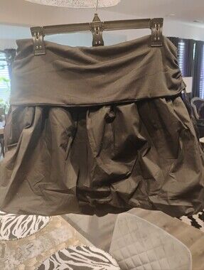 Black Women's Mini Bubble Skirt - Classic Casual